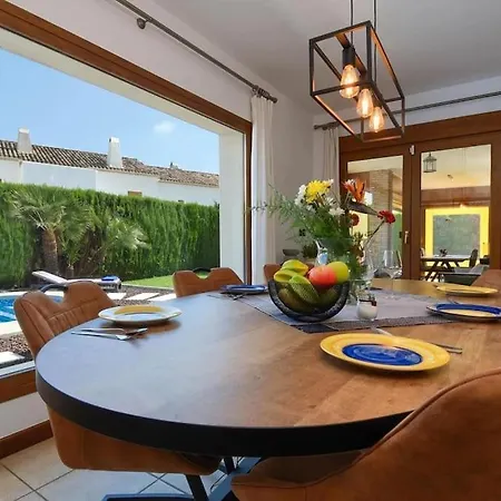 Amira Villa Dénia