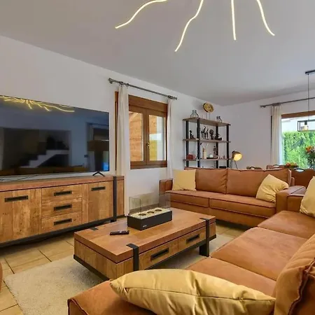 Amira Villa Dénia